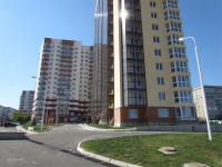 Славянский, д.3